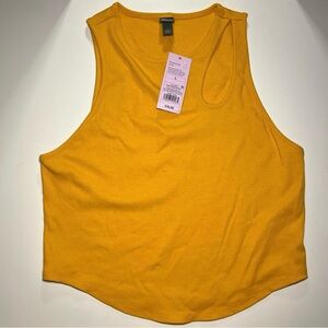 MANGO ORANGE CUTOUT SCOOP CROP TOP